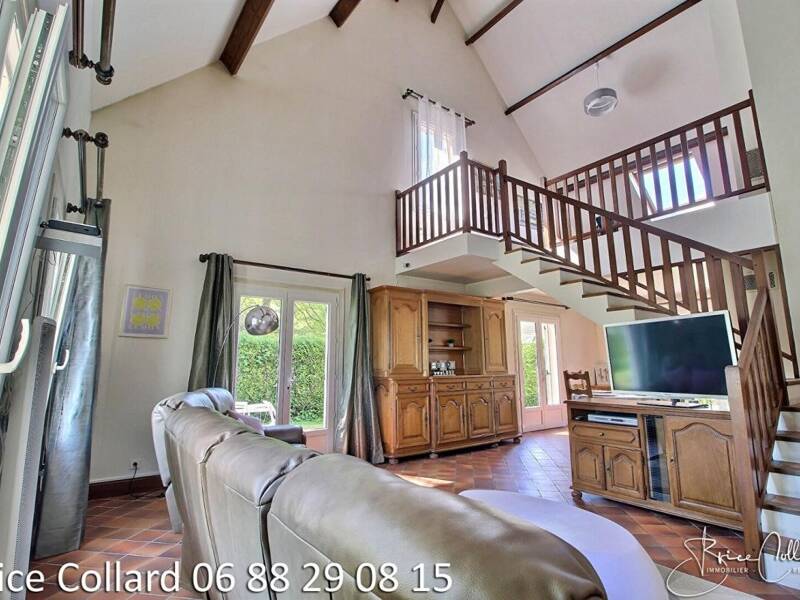 Maison à vendre, 220m², VERNEUIL EN HALATTE