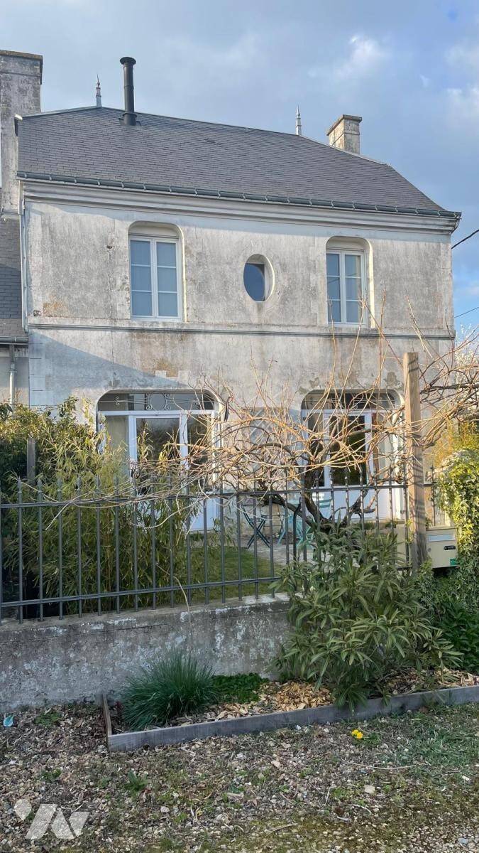 Maison à vendre, 137m², SAINT LAURENT EN GATINES