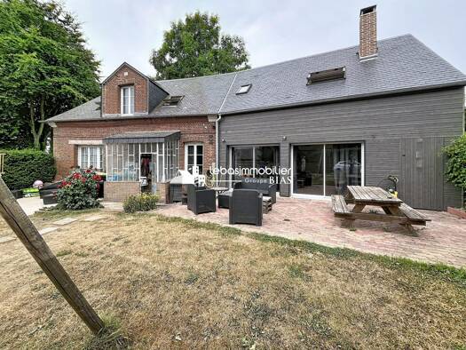 Maison à vendre 228 000 € 8 pièces 1 chambre 120 m² 446 m² de terrain Cany-Barville 76450