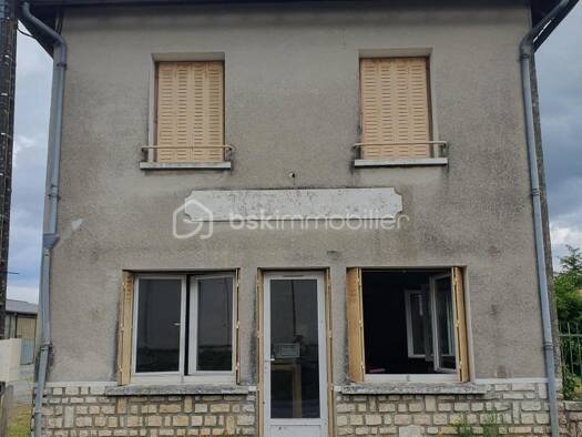 Maison à vendre 79 500 € 4 pièces 3 chambres 140 m² 400 m² de terrain Saint-Saviol 86400
