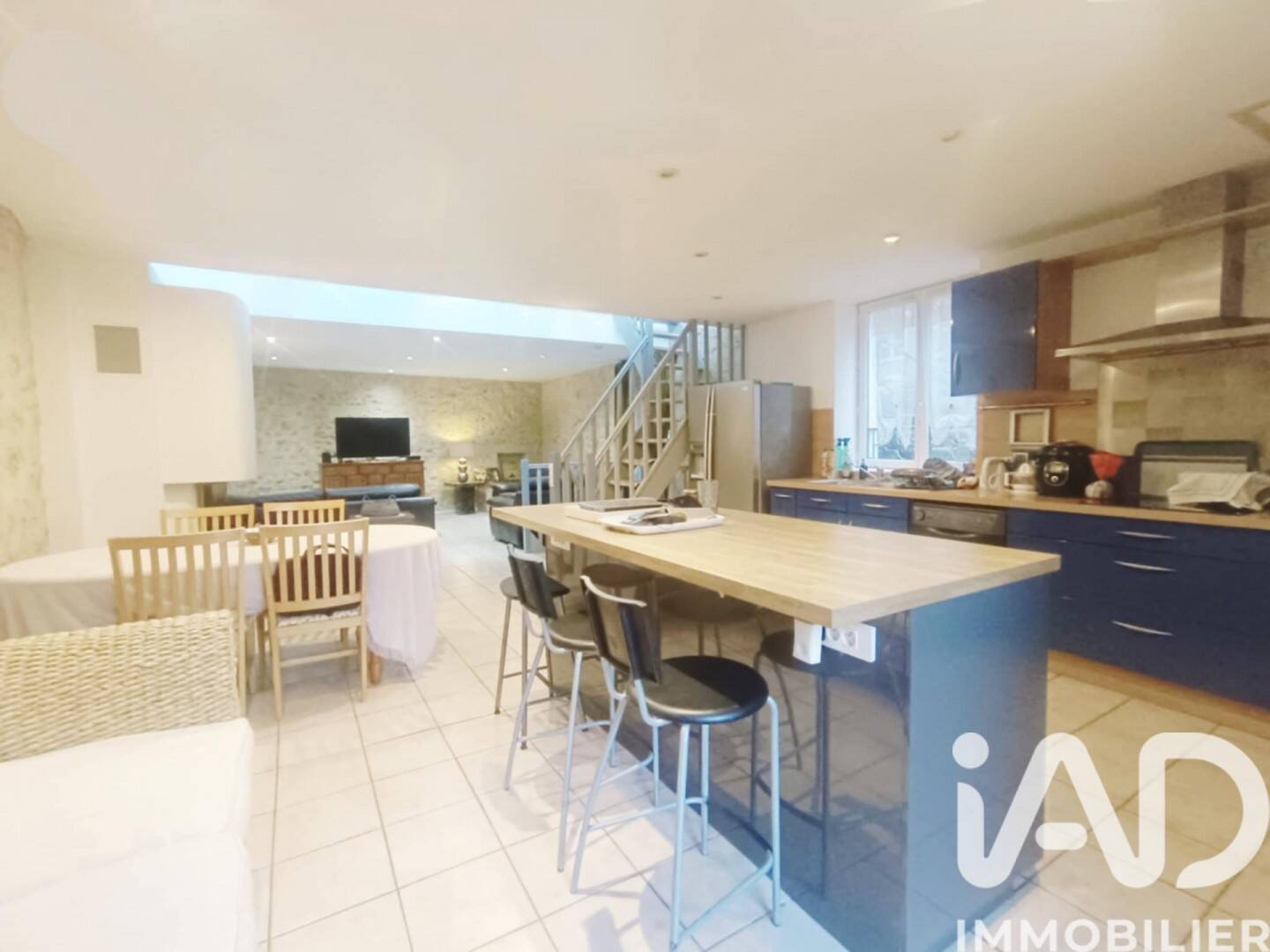 Maison à vendre, 140m², POUZOLLES