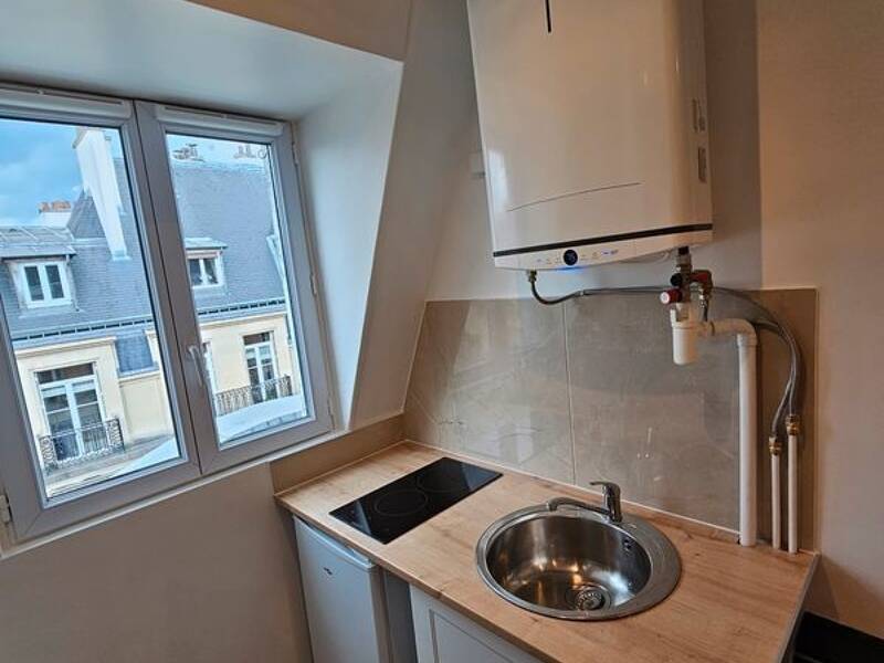 Maison à louer, 9m², PARIS 17E