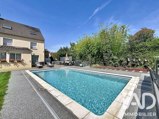 Maison à vendre 675 000 € 7 pièces 5 chambres 191 m² 871 m² de terrain Villeneuve-Saint-Denis 77174