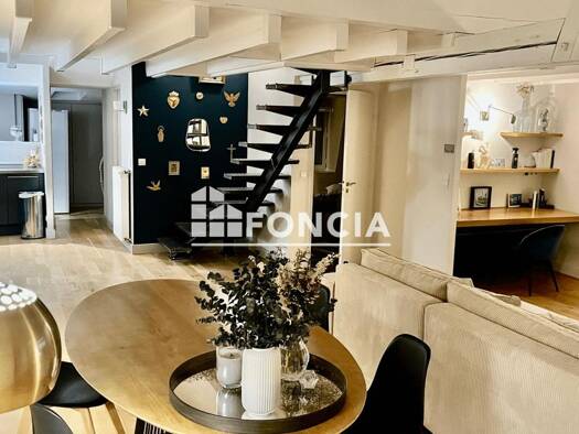 Appartement à vendre 295 000 € 4 pièces 2 chambres 86,12 m² Étage 3/3 Grangier Dijon 21000