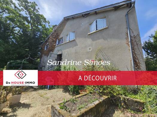 Loft à vendre 211 000 € 10 pièces 9 chambres 261 m² RDC/1 Ouest Montmorillon 86500