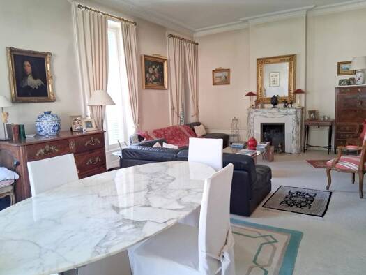 Appartement à vendre 160 000 € 4 pièces 3 chambres 134,92 m² Étage 3/4 Centre Ville Nord Saint-Claude 39200