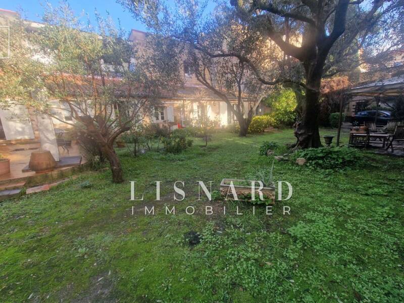 Maison à vendre, 220m², VALLAURIS