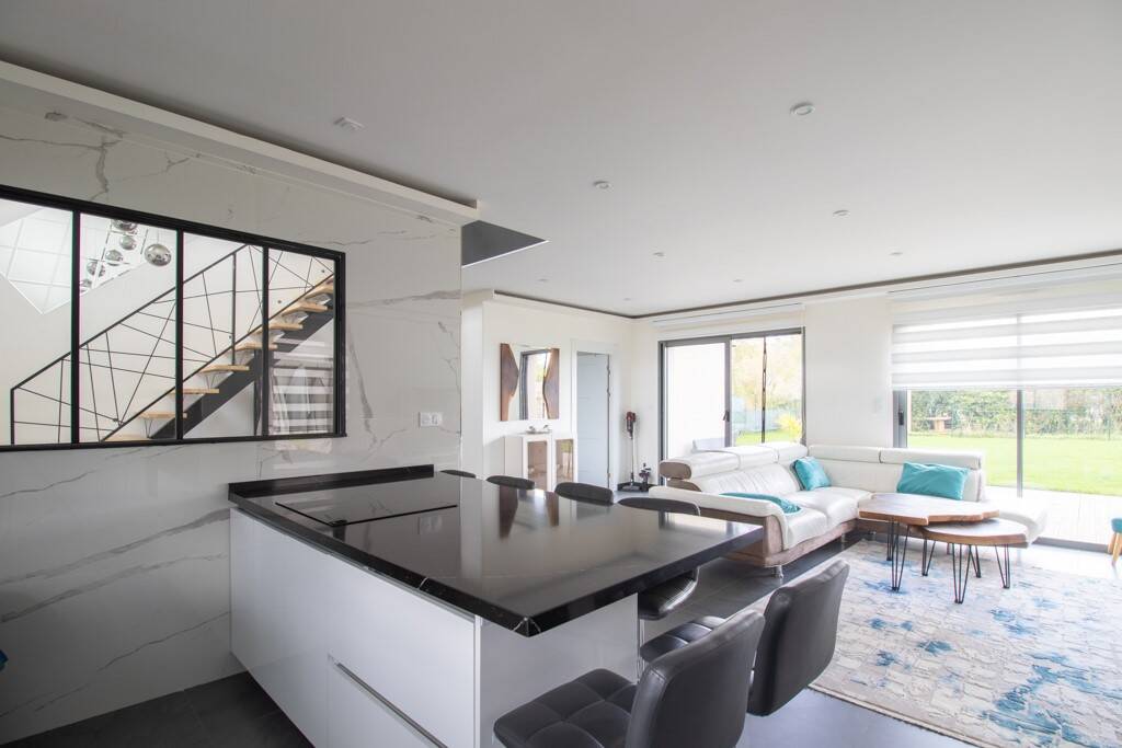 Maison à vendre, 122m², SEICHES SUR LE LOIR