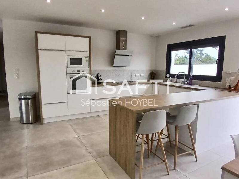 Maison à vendre, 122m², LAVERNOSE LACASSE