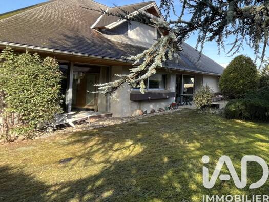 Maison à vendre 448 000 € 6 pièces 4 chambres 154 m² 1 049 m² de terrain Argelès-Gazost 65400