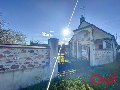 Maison à vendre 79 000 € 4 pièces 3 chambres 81 m² 2 469 m² de terrain Saulzais-le-Potier 18360