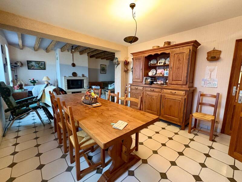 Maison à vendre, 0m², CHARRIN