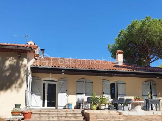 Maison à vendre 695 000 € 8 pièces 6 chambres 214 m² Est Clermont-l'Hérault 34800