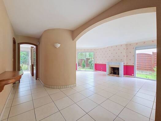 Maison à vendre 488 000 € 6 pièces 4 chambres 164 m² 475 m² de terrain Bourg Sud Orvault 44700