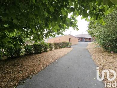 Maison de plain-pied à vendre 273 000 € 6 pièces 3 chambres 107 m² 2 775 m² de terrain Bachant 59138