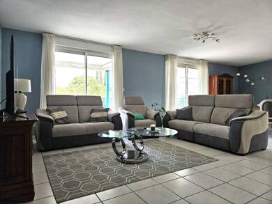 Appartement à vendre 195 000 € 4 pièces 3 chambres 108 m² Étage 1/1 Eysses Villeneuve-sur-Lot 47300