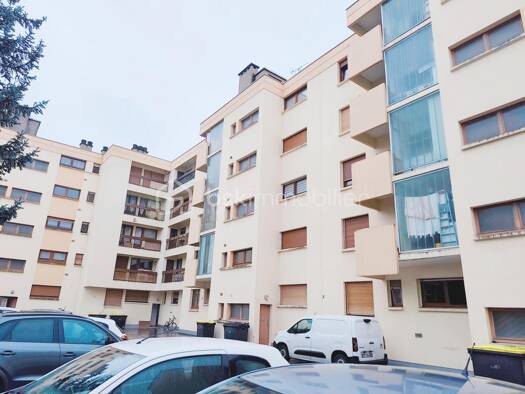 Appartement à vendre 170 000 € 3 pièces 1 chambre 65 m² Étage 3/4 Sablon Metz 57000