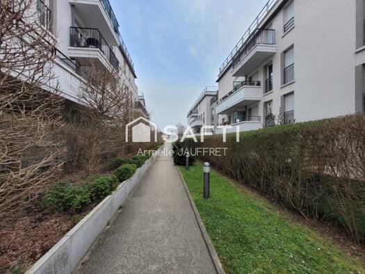 Appartement à vendre 200 000 € 3 pièces 2 chambres 59 m² Étage 3/3 La Pepiniere-Malesherbes Sarcelles 95200