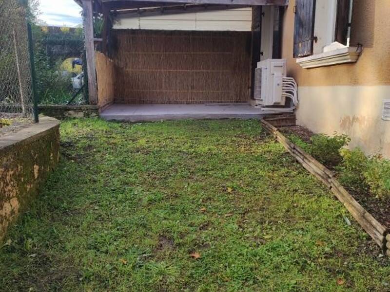 Maison à louer, 57m², MONTREM