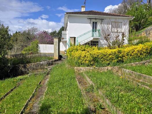 Maison à vendre 86 000 € 4 pièces 2 chambres 107 m² 1 000 m² de terrain Duravel 46700