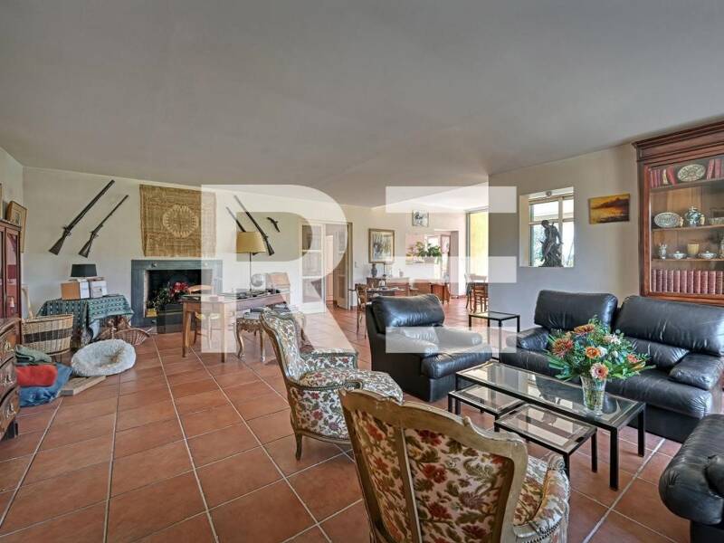 Maison à vendre, 285m², NIMES