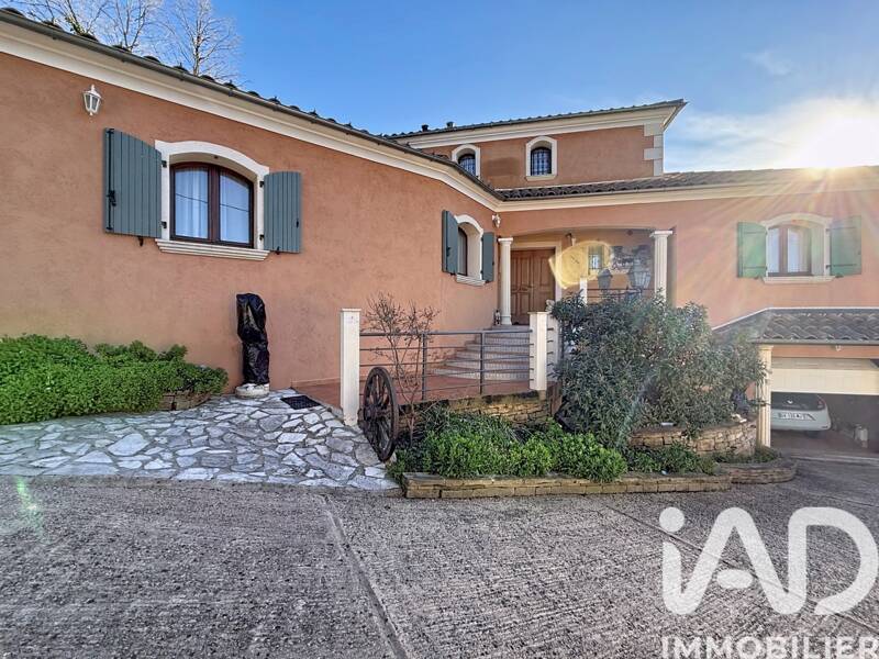 Maison à vendre, 267m², FLASSANS SUR ISSOLE