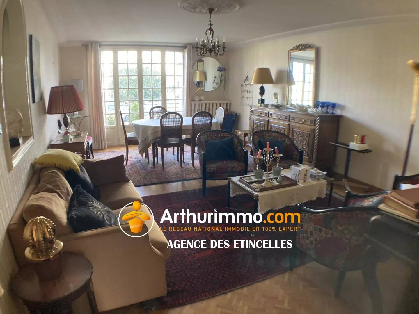 Maison à vendre, 226m², MARTIGNE FERCHAUD