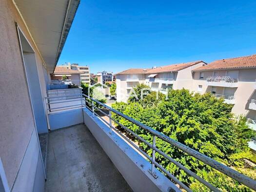Appartement à vendre 220 000 € 2 pièces 1 chambre 49 m² Étage 4/4 Arènes Toulouse 31300