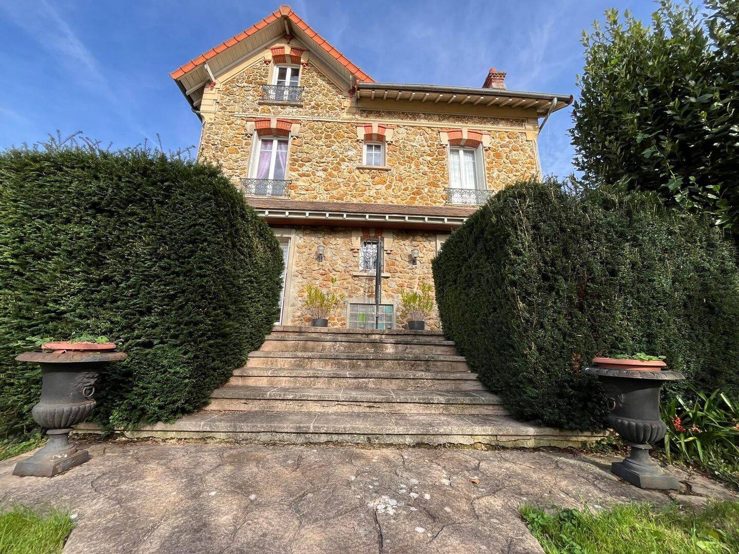 Maison à vendre, 210m², COUILLY PONT AUX DAMES