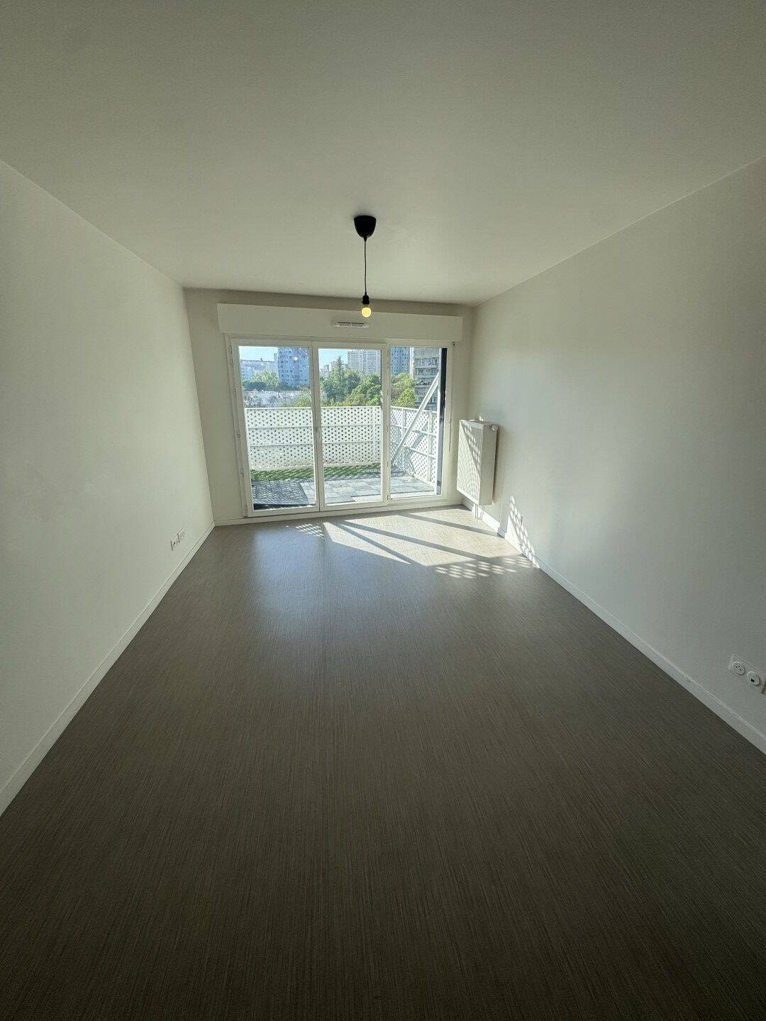 Maison à louer, 41m², NANTERRE