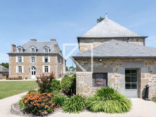 Château à vendre 2 860 000 € 26 pièces 13 chambres 1 341 m² 152 026 m² de terrain Mézières-sur-Couesnon 35140