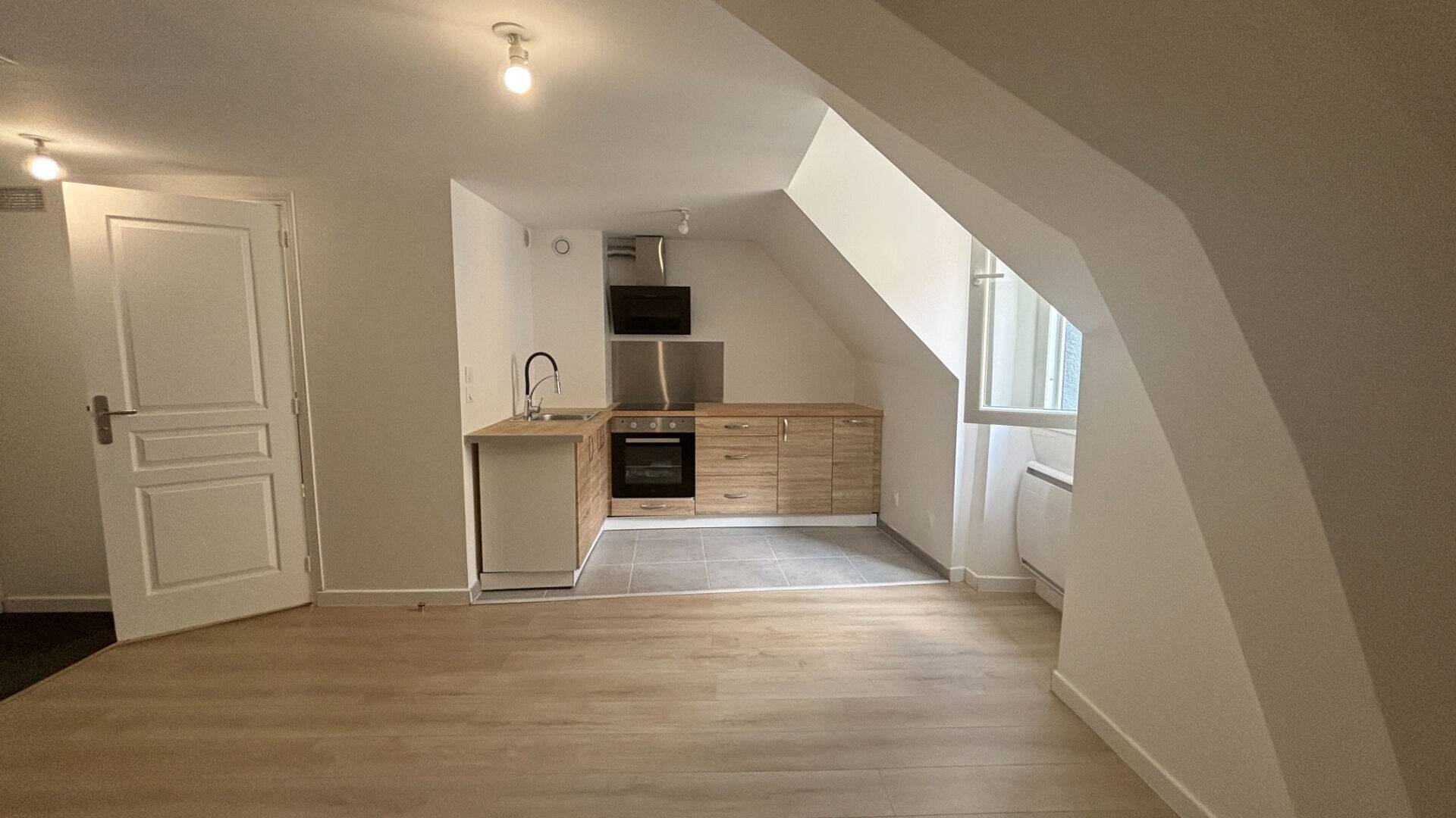 Maison à louer, 30m², CORBEIL ESSONNES
