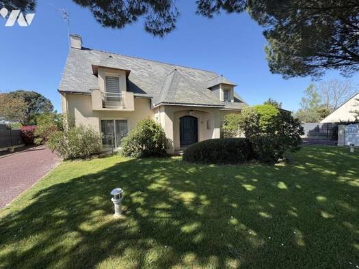 Maison à vendre 493 525 € 6 pièces 5 chambres 220 m² 2 098 m² de terrain Missillac 44780
