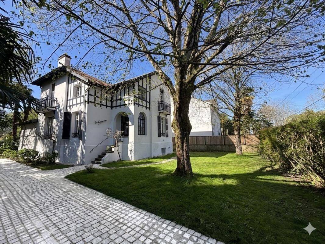 Maison à vendre, 181m², PAU