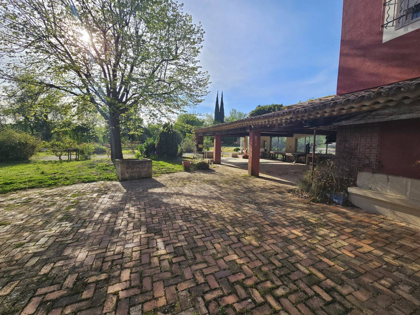 Maison à vendre, 295m², CHATEAUNEUF DE GADAGNE