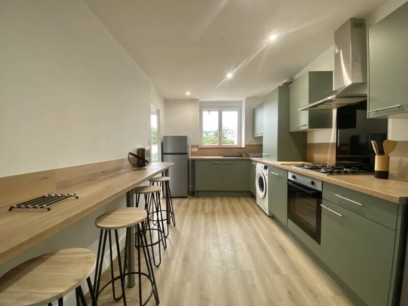 Maison à louer, 143m², SAINT ETIENNE