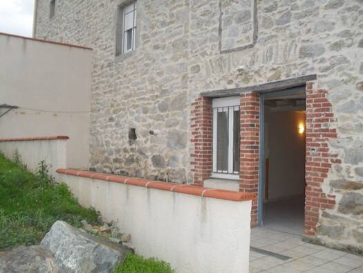 Duplex à louer 670 € 4 pièces 3 chambres 88 m² RDC Lézigneux 42600