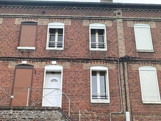 Maison à vendre 89 850 € 3 pièces 2 chambres 78 m² 57 m² de terrain Laon 02000
