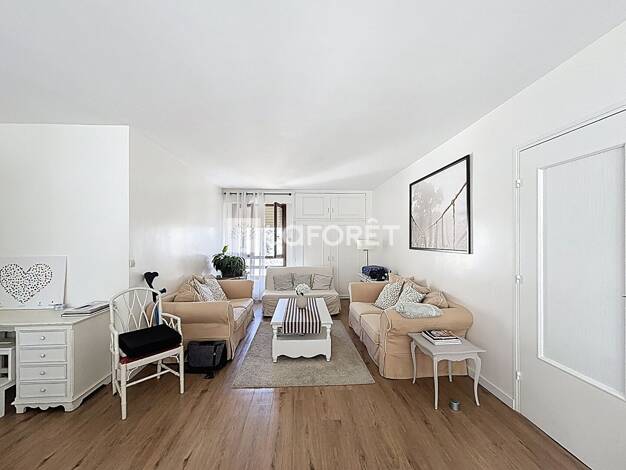 Appartement à vendre 473 000 € 6 pièces 4 chambres 110 m² Étage 2/3 Tertres-Cuverons Bagneux 92220