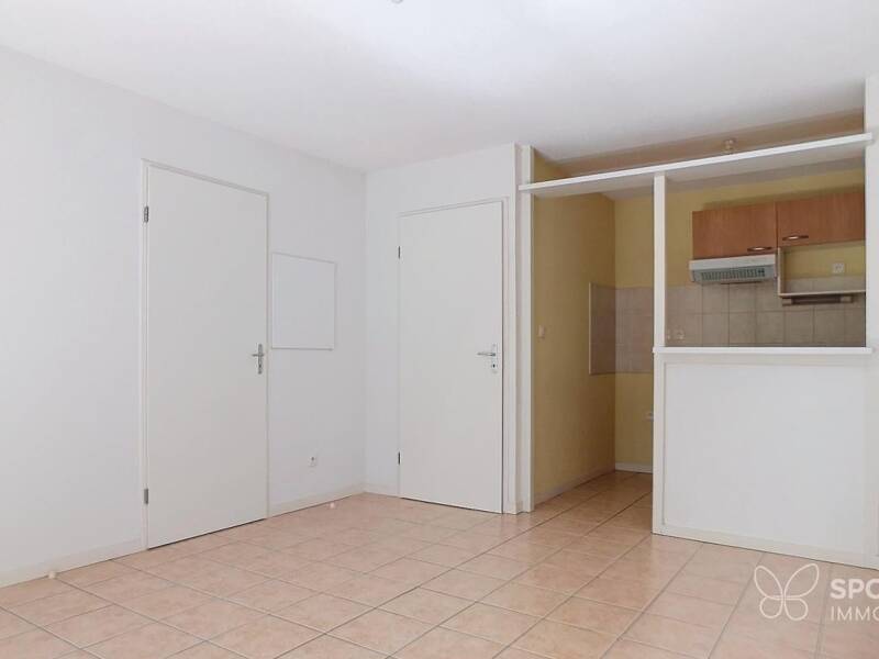 Maison à louer, 37m², AURIGNAC