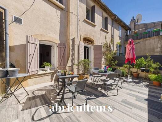 Maison à vendre 295 000 € 6 pièces 4 chambres 152,06 m² La Roque-d'Anthéron 13640