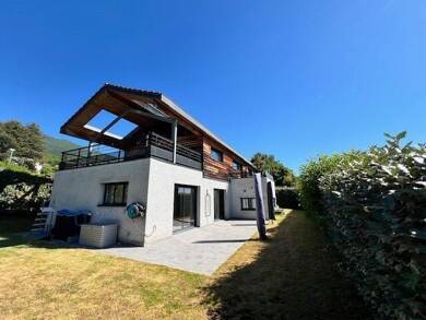 Maison à vendre 770 000 € 5 pièces 4 chambres 192 m² 865 m² de terrain Péron 01630