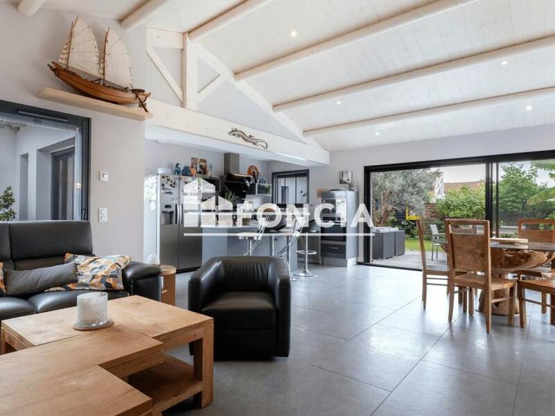 Maison à vendre, 187m², CHARENTE MARITIME