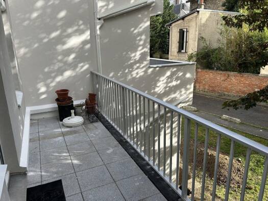 Colocation à louer - logement étudiant 750 € 1 pièce 12 m² 1er étage Sannois 95110