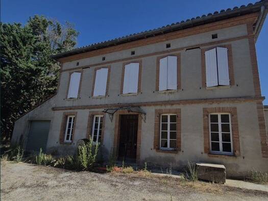 Maison à vendre 250 000 € 5 pièces 4 chambres 229 m² 8 940 m² de terrain Teulat 81500