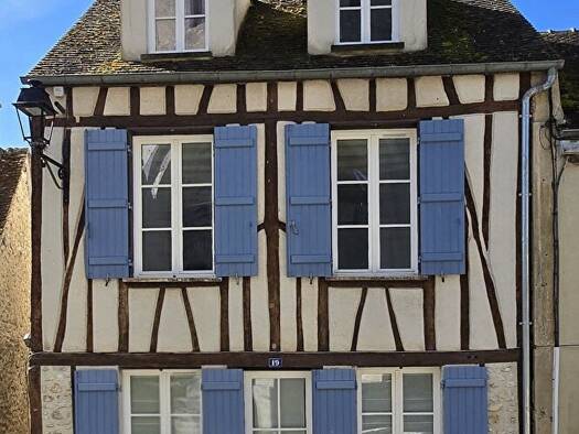 Maison à vendre 181 900 € 4 pièces 3 chambres 143 m² 150 m² de terrain Provins 77160