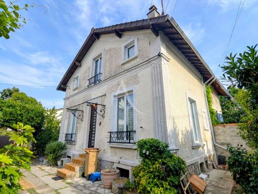 Maison à vendre 376 000 € 3 pièces 2 chambres 71 m² 224 m² de terrain Eglise Neuilly-Plaisance 93360