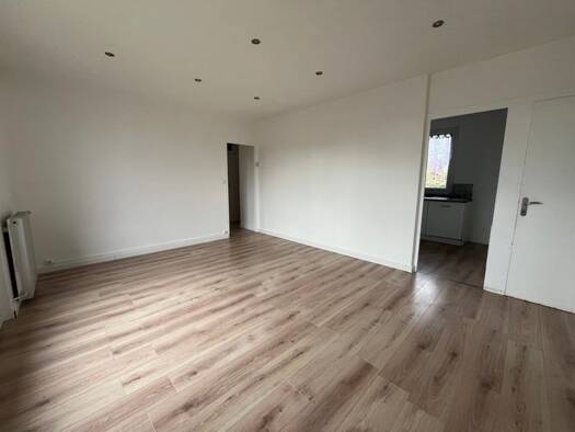 Maison à louer 710 € 5 pièces 3 chambres 87,25 m² Faubourg-Orléans-Paterne Romorantin-Lanthenay 41200