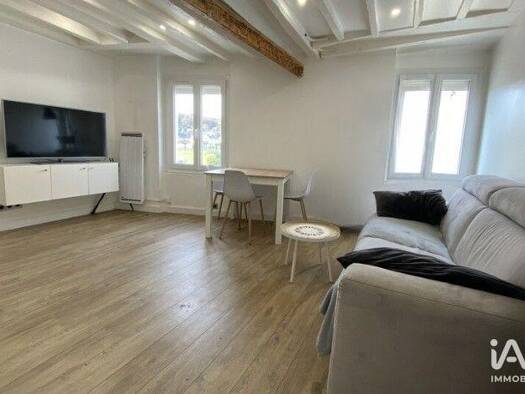 Appartement à vendre 138 000 € 2 pièces 1 chambre 45 m² 1er étage La Ville-du-Bois 91620