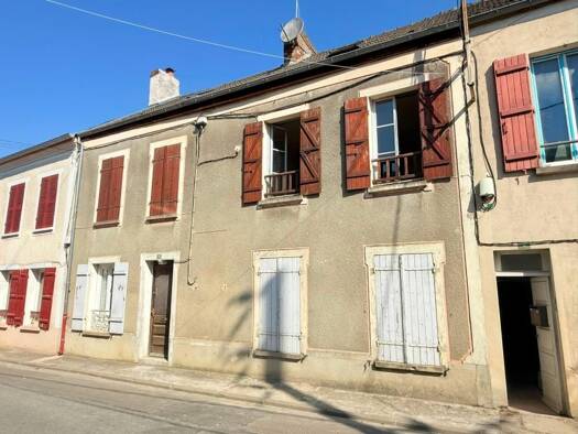 Immeuble à vendre 160 000 € Jouy-le-Châtel 77970